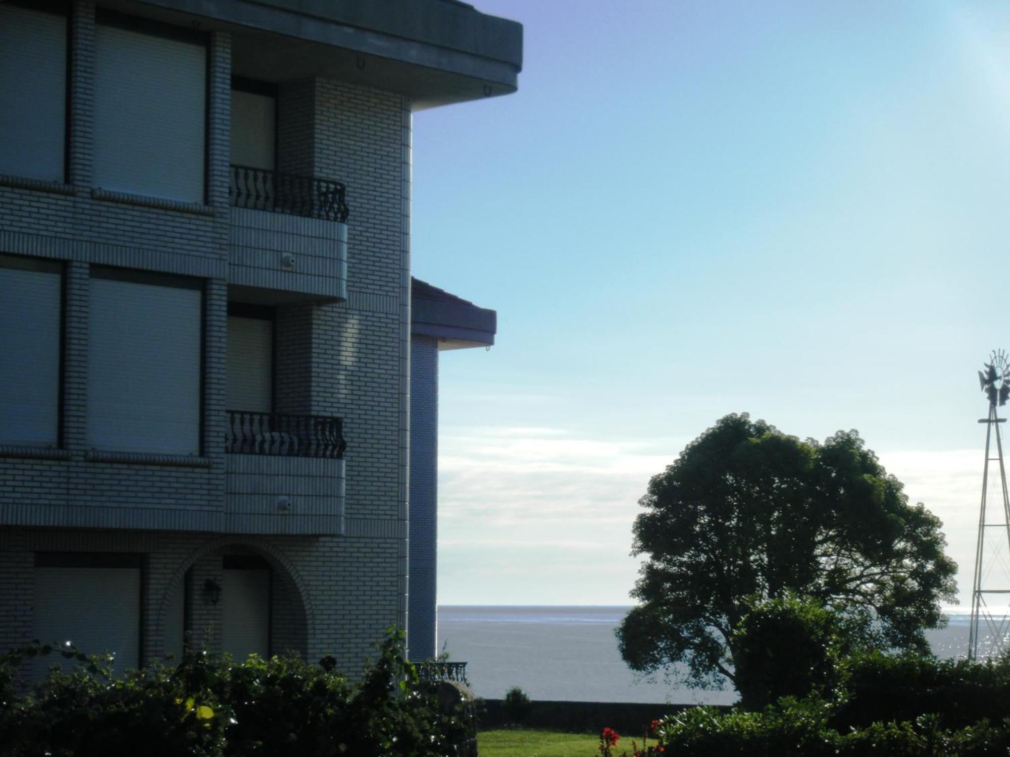 Apartamentos Salceda Noja Exterior photo